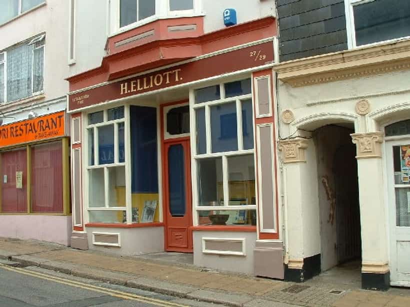 Elliott's Shop and Museum